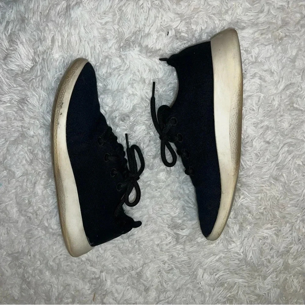 Allbird Wool Runner Sneakers Size 8